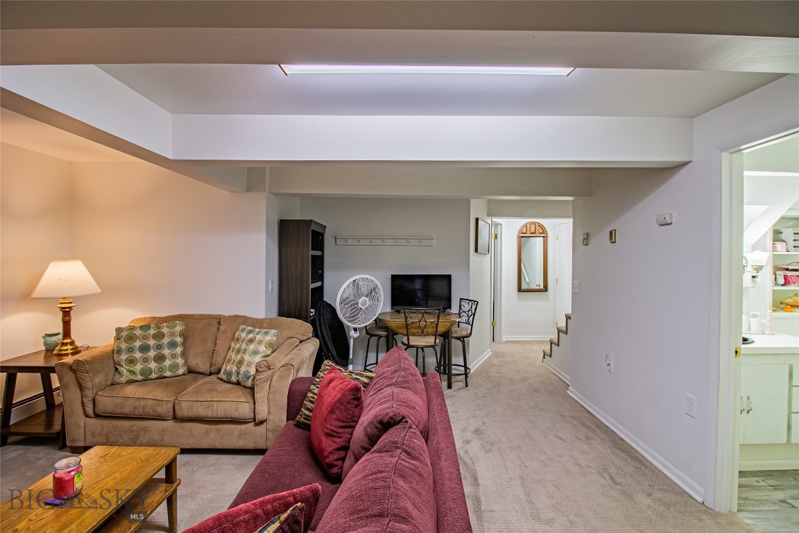 3211 Floral Boulevard Property Photo 33
