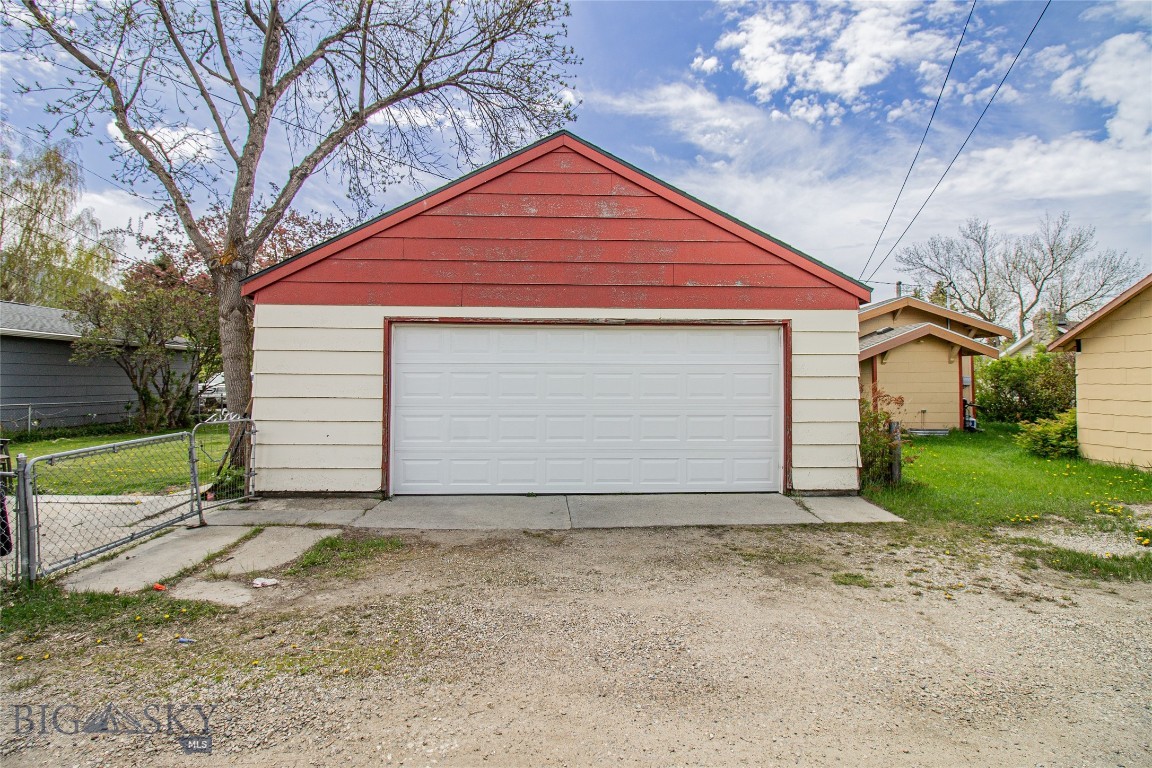 3211 Floral Boulevard Property Photo 46