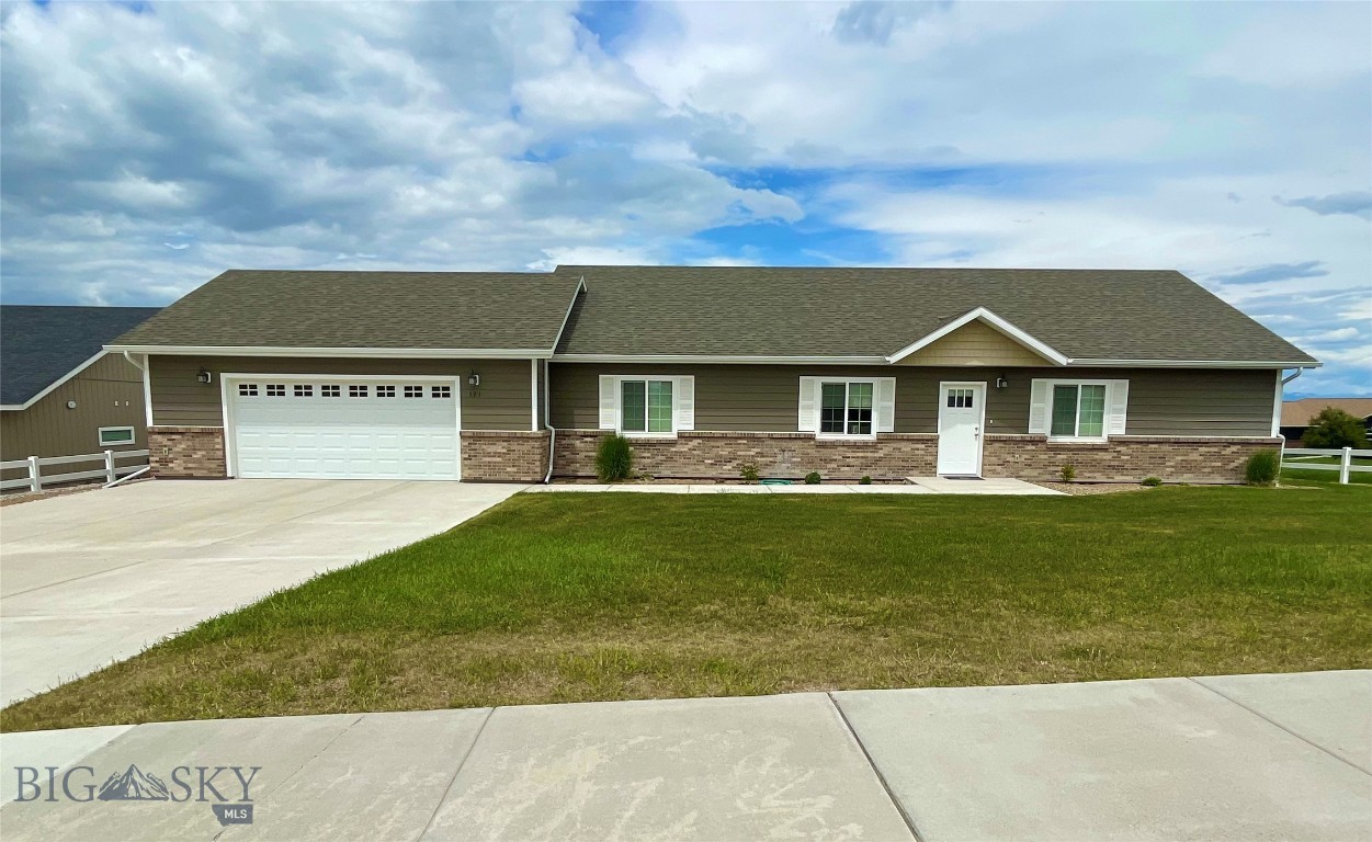 121 Ridge Court Property Photo