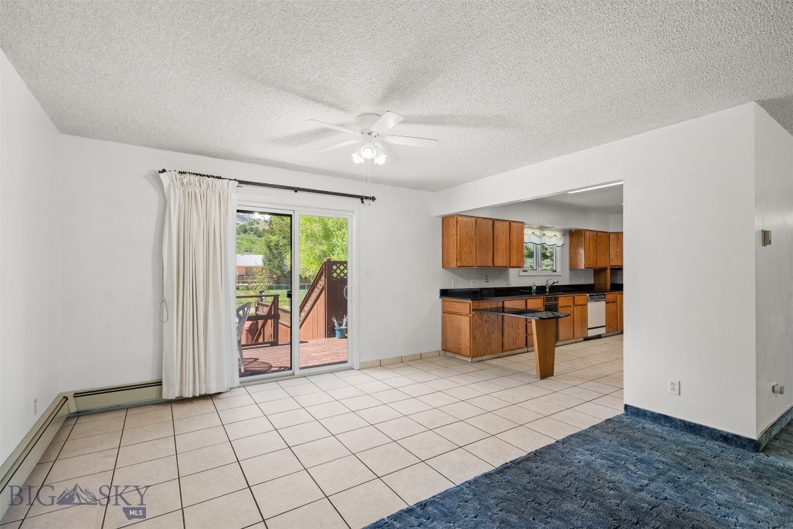 2105 Lincoln Street Property Photo 8
