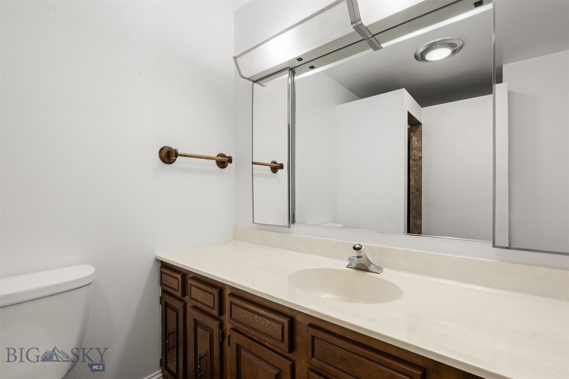2105 Lincoln Street Property Photo 14