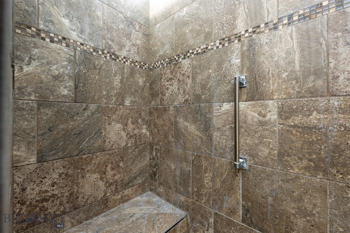 2105 Lincoln Street Property Photo 19