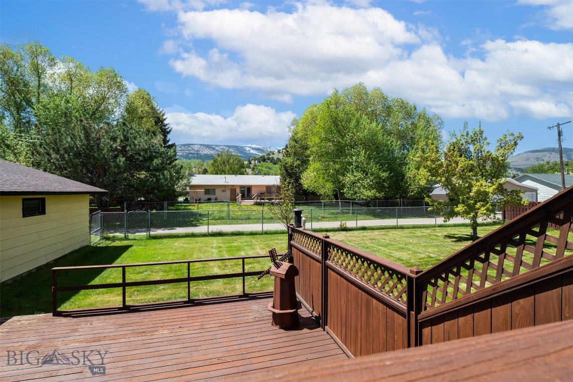 2105 Lincoln Street Property Photo 42