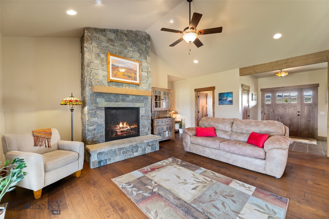 27 Raghorn Property Photo 20