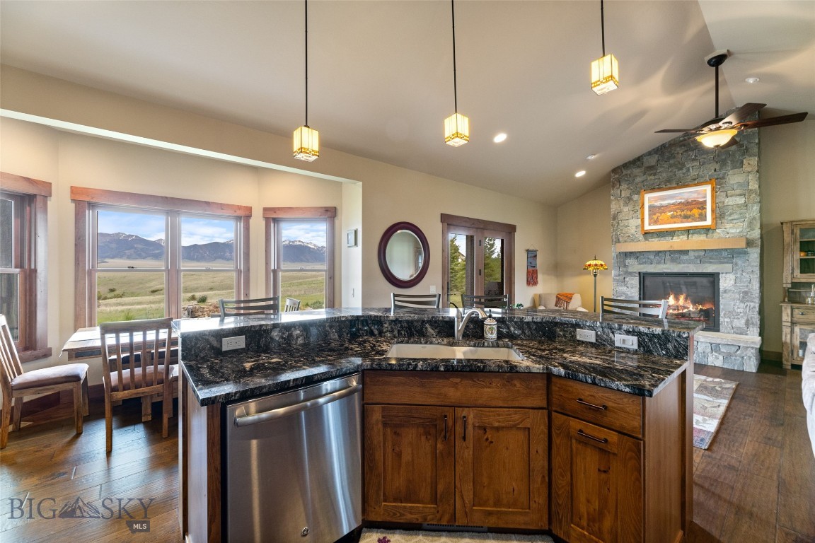 27 Raghorn Property Photo 28