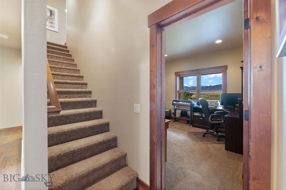 27 Raghorn Property Photo 47