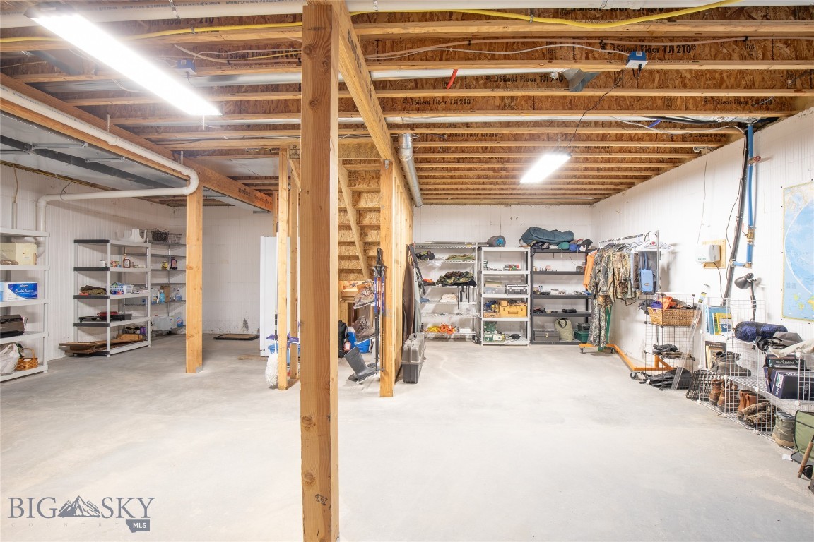 96 Antler Trail Property Photo 44