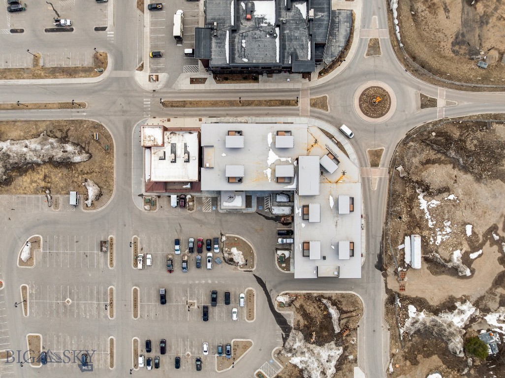 211 Town Center Avenue 1b Property Photo 6