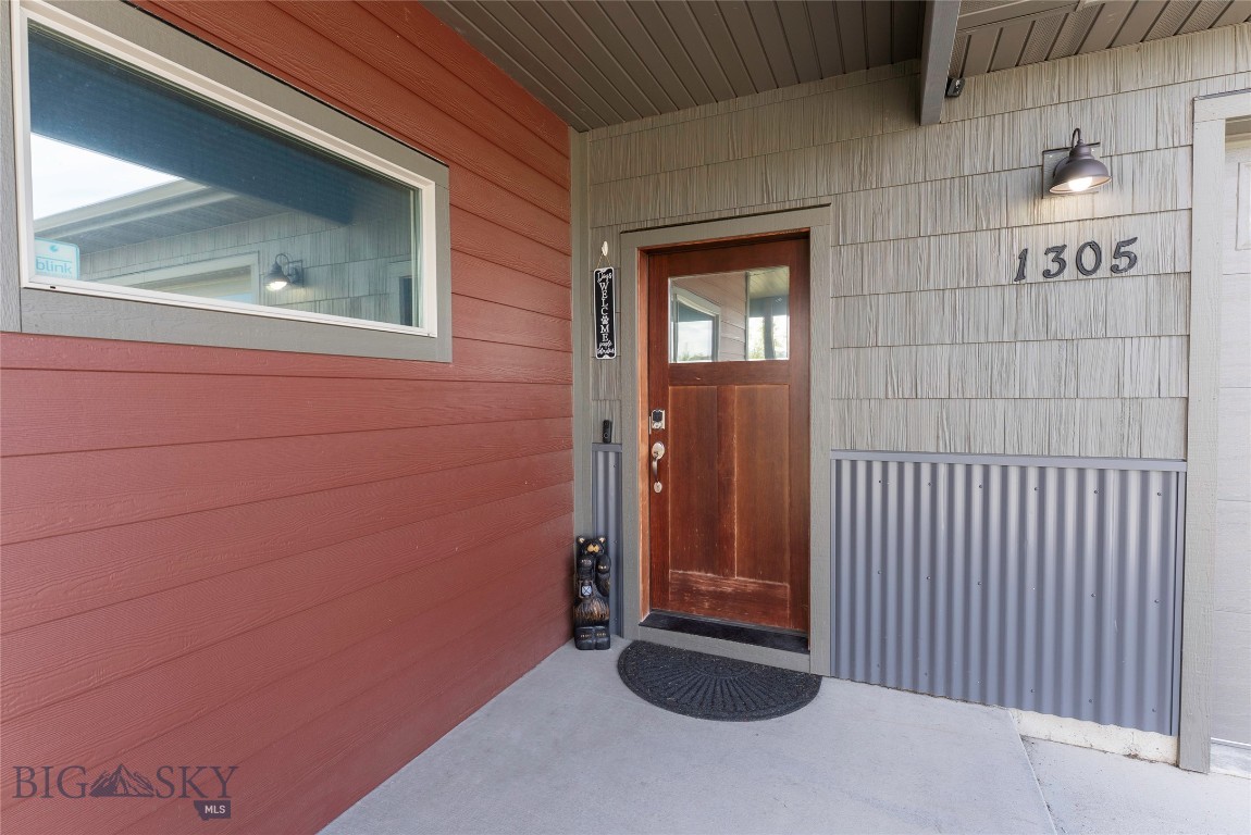 1305 Powers Boulevard Property Photo 8