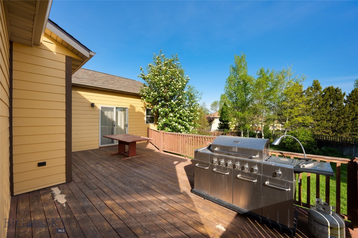 505 E Granite Property Photo 15