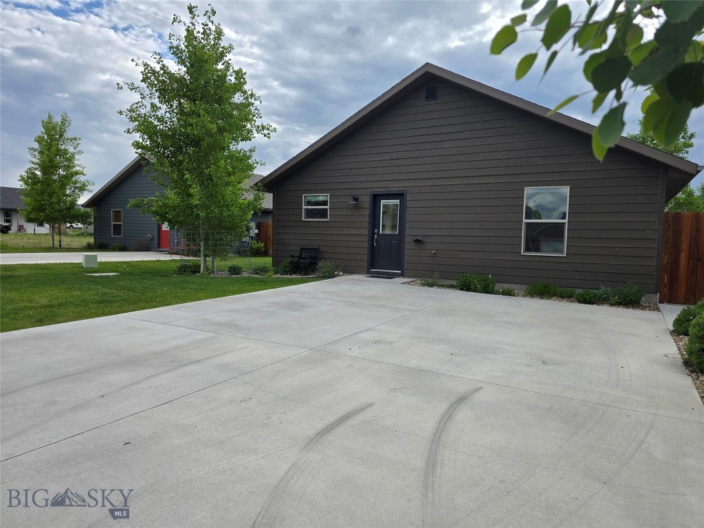 143 Rachel Avenue Property Photo 27
