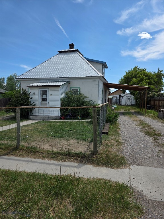 652 Kentucky Property Photo 1
