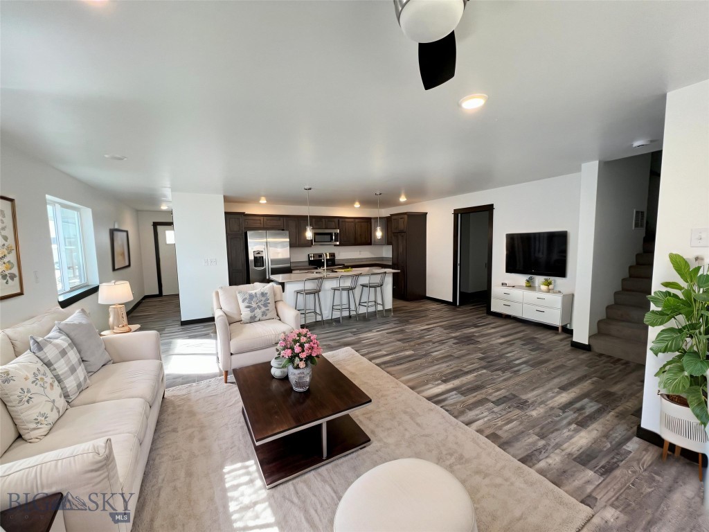 601 Black Diamond Street C Property Photo 4