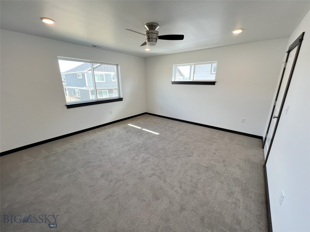 601 Black Diamond Street D Property Photo 13