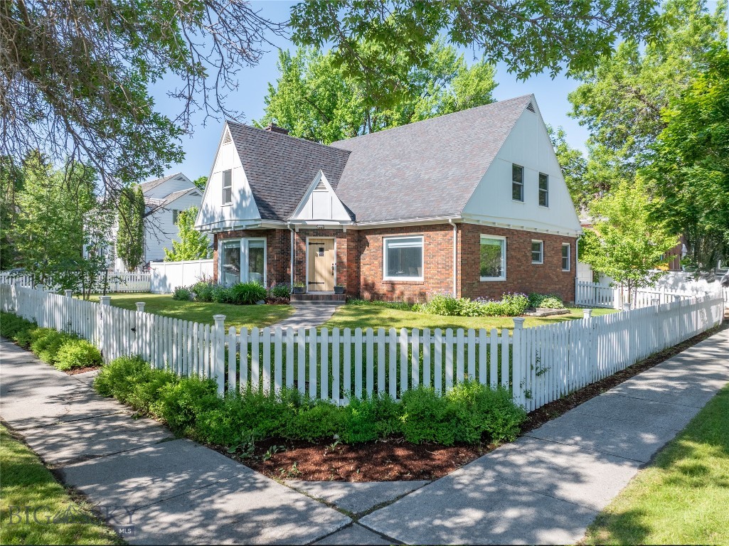 503 S Willson Avenue Property Photo 1