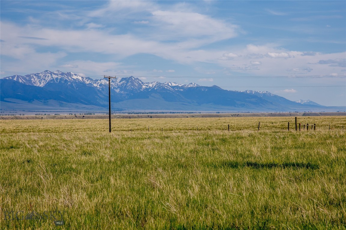 Lot 101 Pronghorn Meadows Property Photo 4