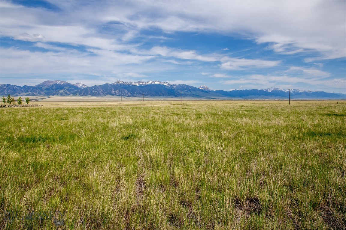 Lot 101 Pronghorn Meadows Property Photo 5
