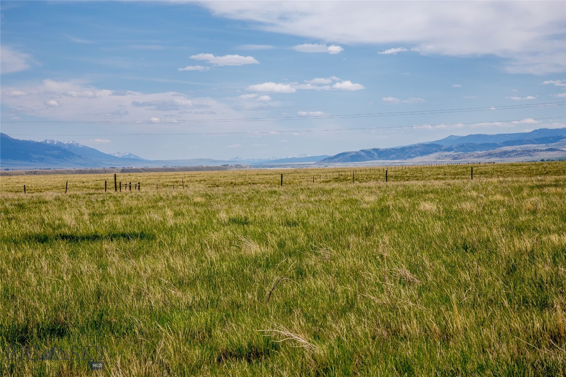 Lot 101 Pronghorn Meadows Property Photo 8