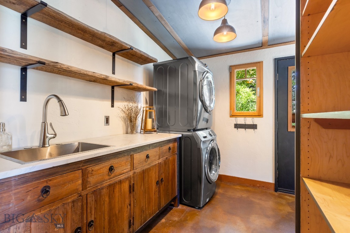 2449 Turkey Red Lane Property Photo 41
