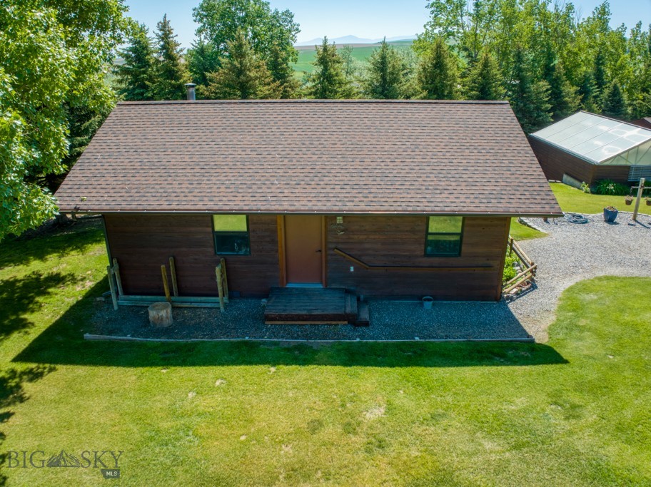 886 Wierda Way Property Photo 41