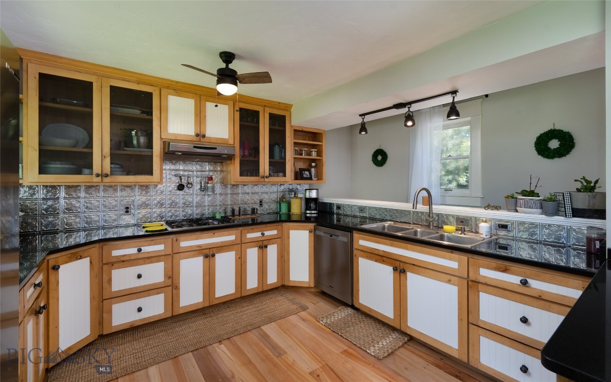 311 N 6th Street Property Photo 19