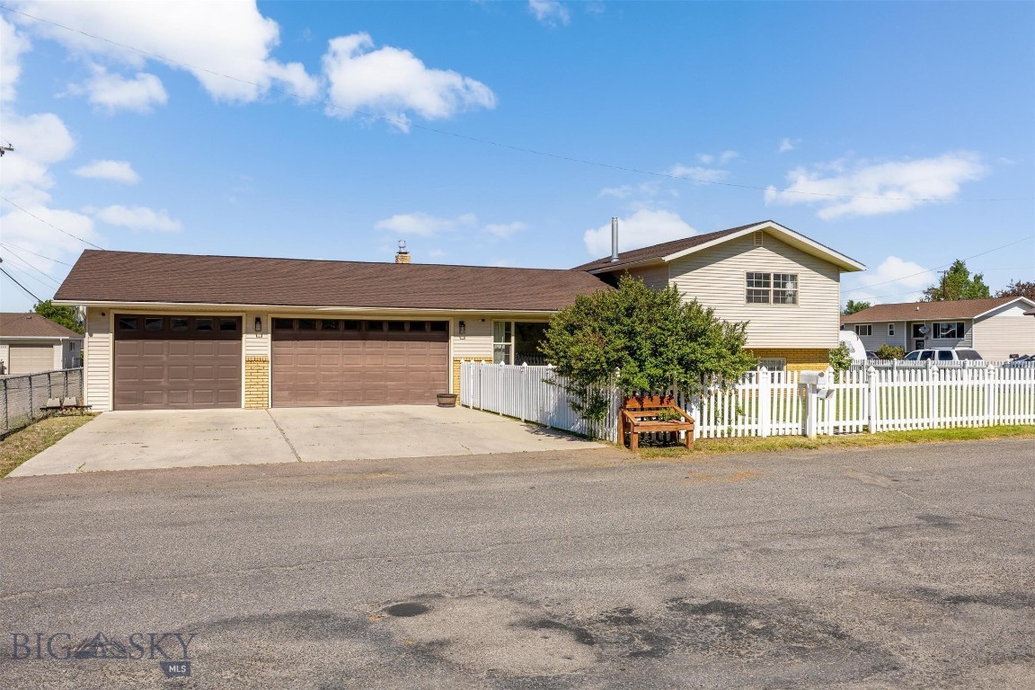 3301 Albany Property Photo 4