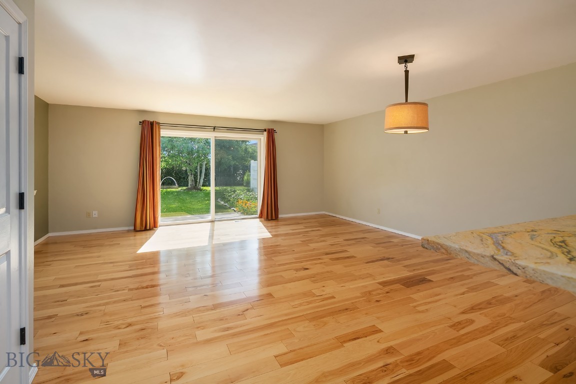 104 S Yellowstone Avenue 1 Property Photo 7