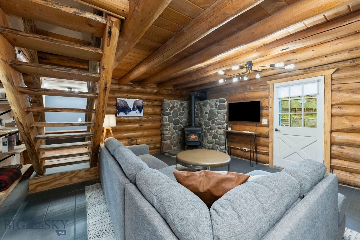 537 Jardine Road Property Photo 16