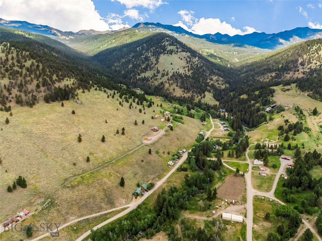 537 Jardine Road Property Photo 95