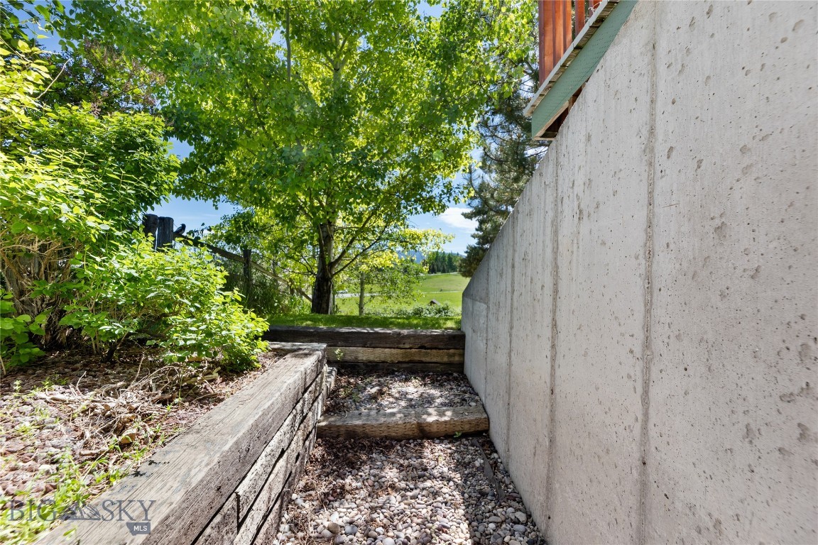 260 Painted Hills Road Property Photo 48