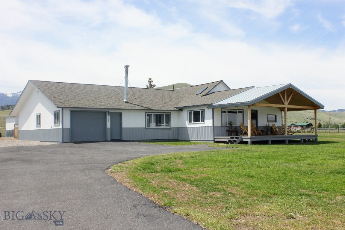 183 N Meadow Creek Property Photo 1