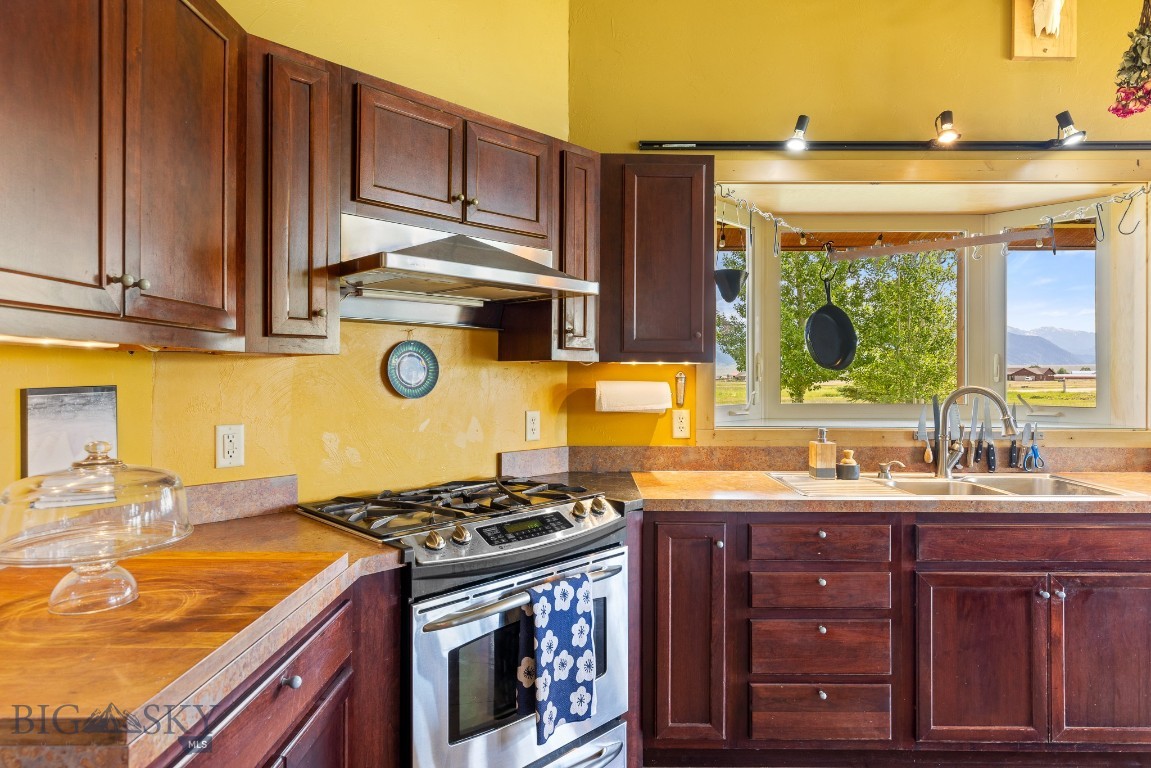 13 Blue Wing Road Property Photo 35