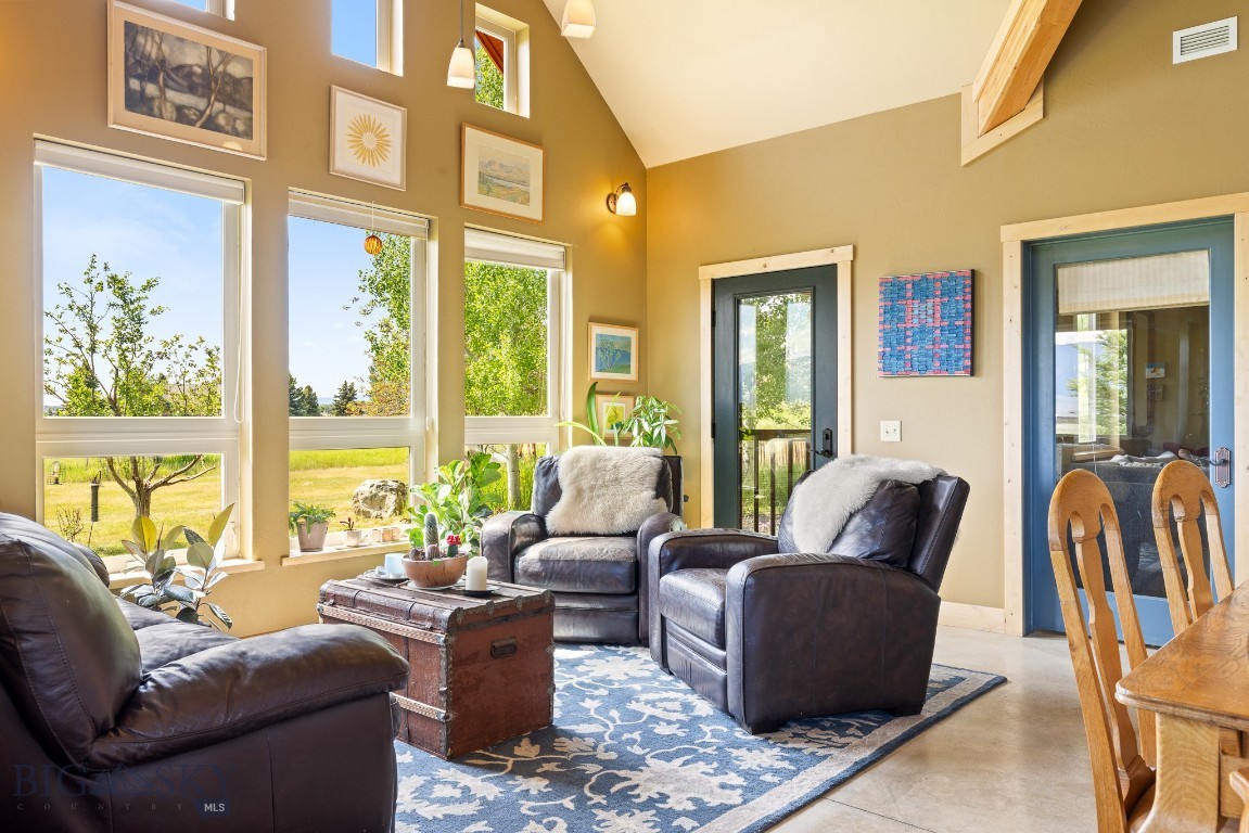 13 Blue Wing Road Property Photo 39
