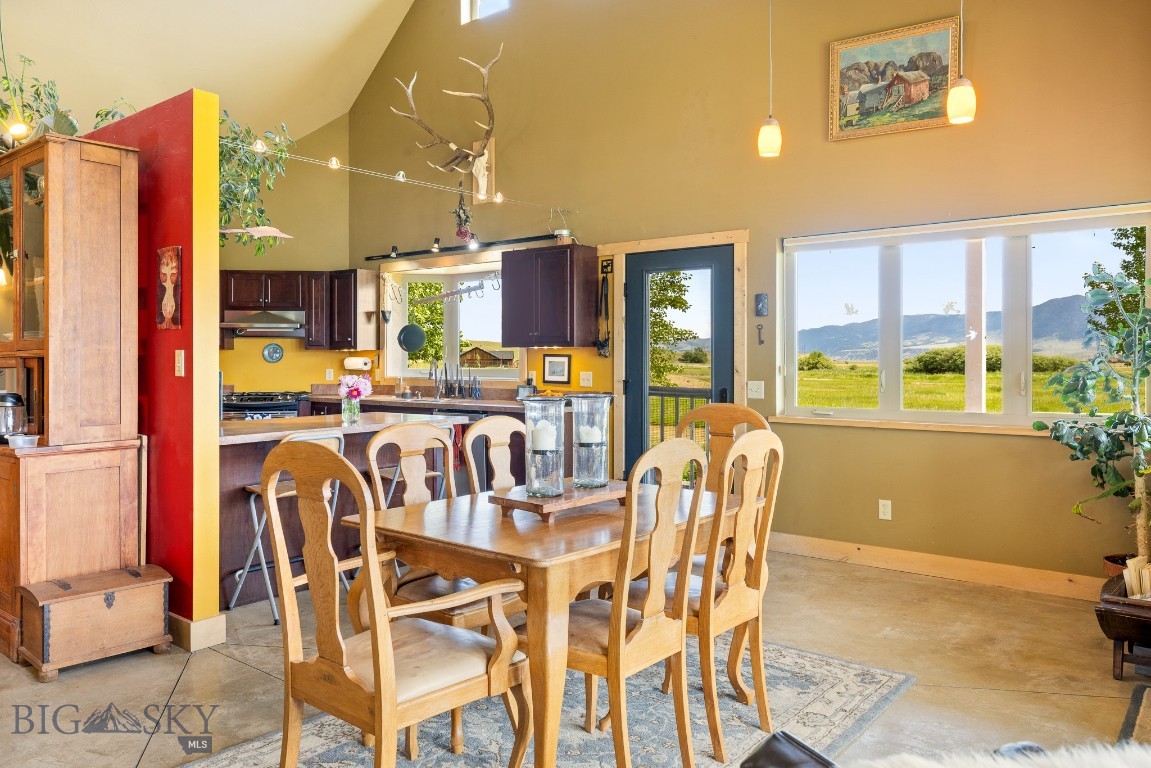 13 Blue Wing Road Property Photo 45