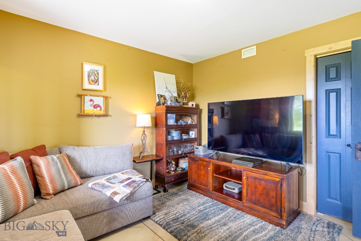 13 Blue Wing Road Property Photo 49