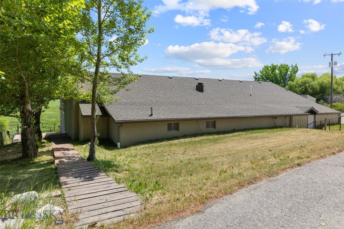 120 N Pine Butte Road Property Photo 1