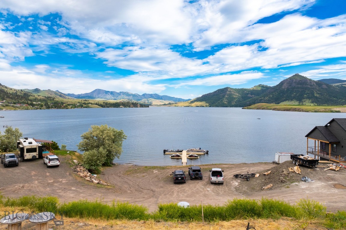 1350 Beartooth Road Property Photo 1