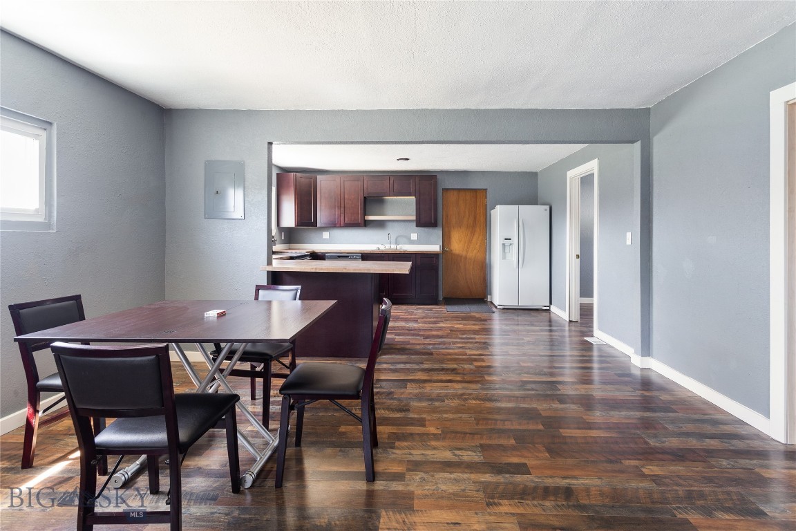 4053 Wynne Avenue Property Photo 8