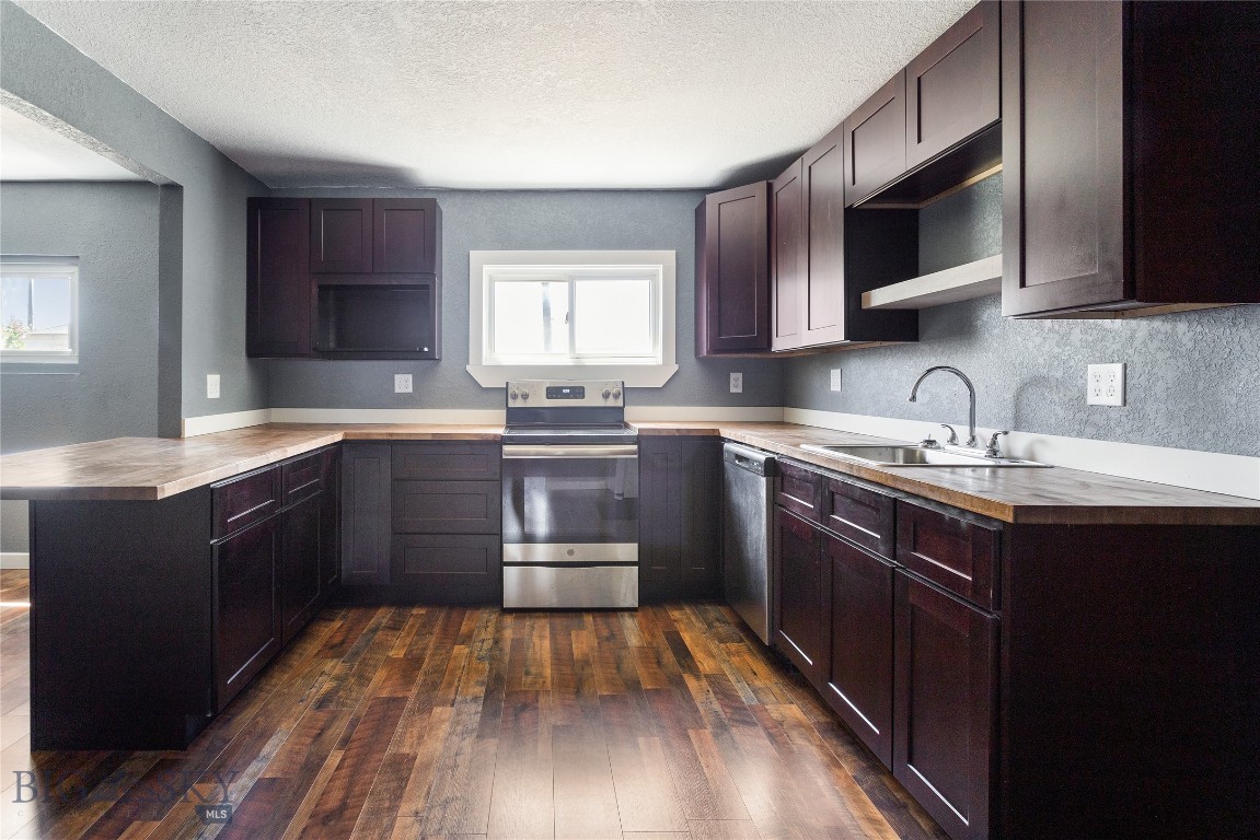 4053 Wynne Avenue Property Photo 9