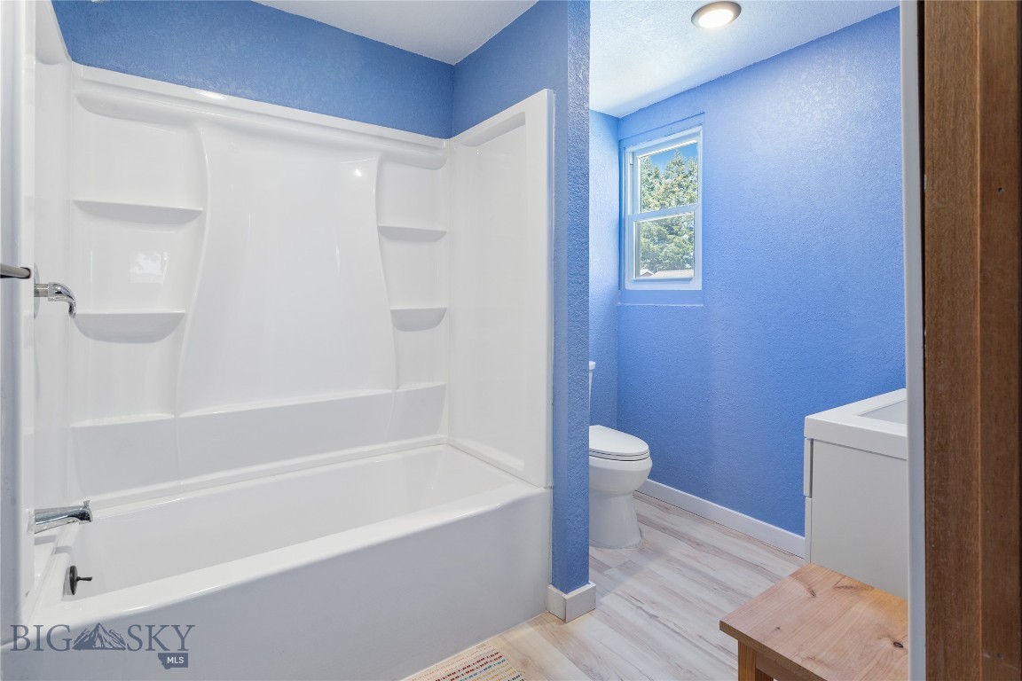 4053 Wynne Avenue Property Photo 14