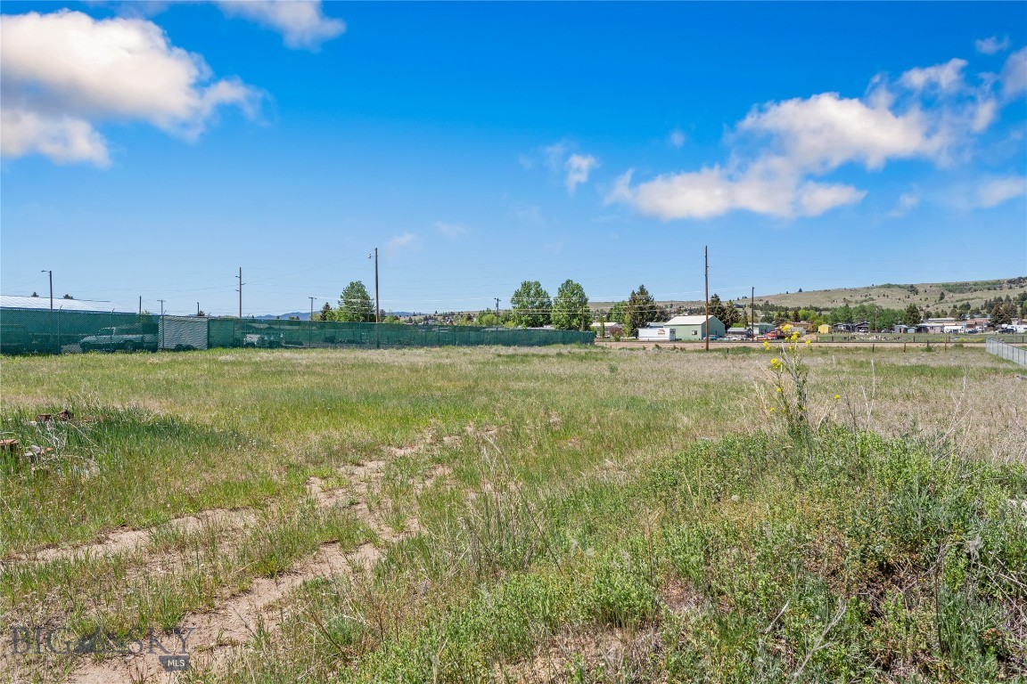 4053 Wynne Avenue Property Photo 23