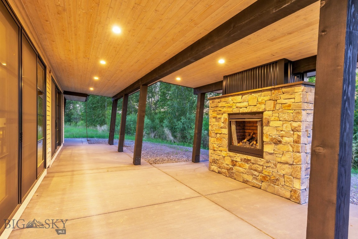 33 Leachman Lane Property Photo 16