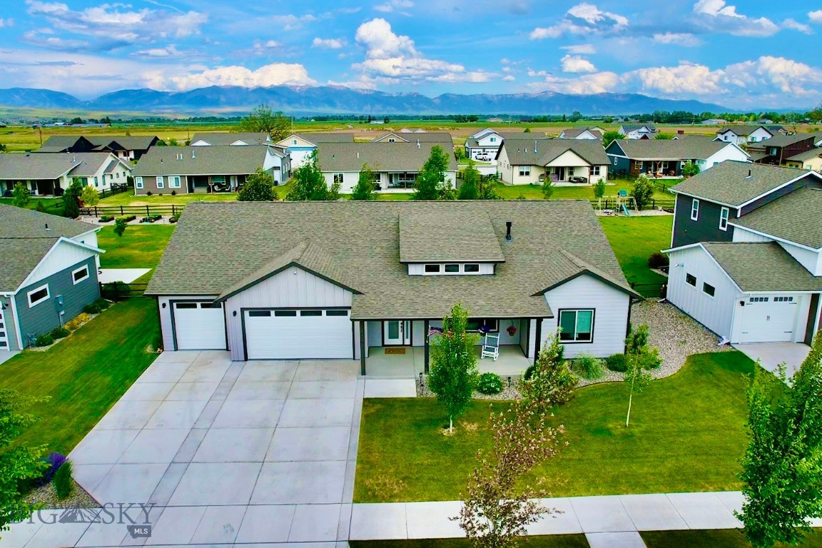 176 Travelers Property Photo