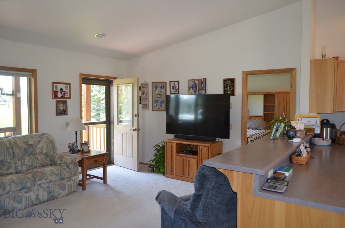 5 Ginger Quill Court Property Photo 9