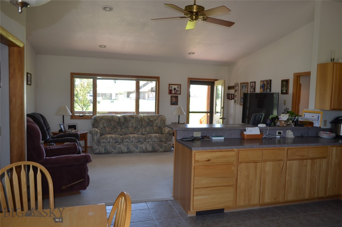 5 Ginger Quill Court Property Photo 10