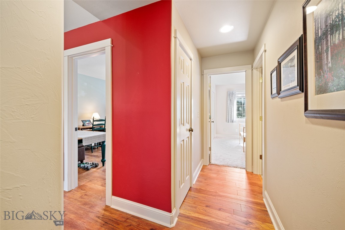 944 Forest Glen Drive Property Photo 11