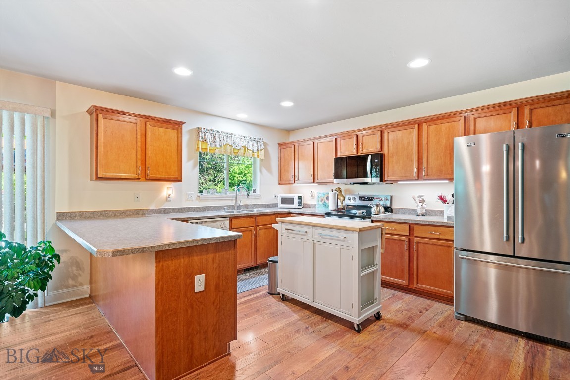 944 Forest Glen Drive Property Photo 13
