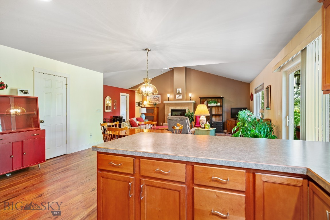 944 Forest Glen Drive Property Photo 17