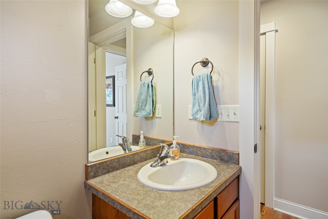 944 Forest Glen Drive Property Photo 26