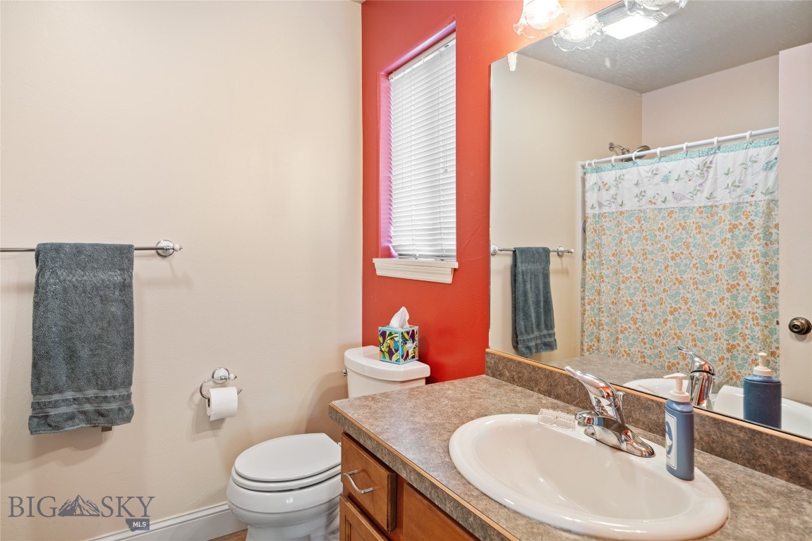 944 Forest Glen Drive Property Photo 34